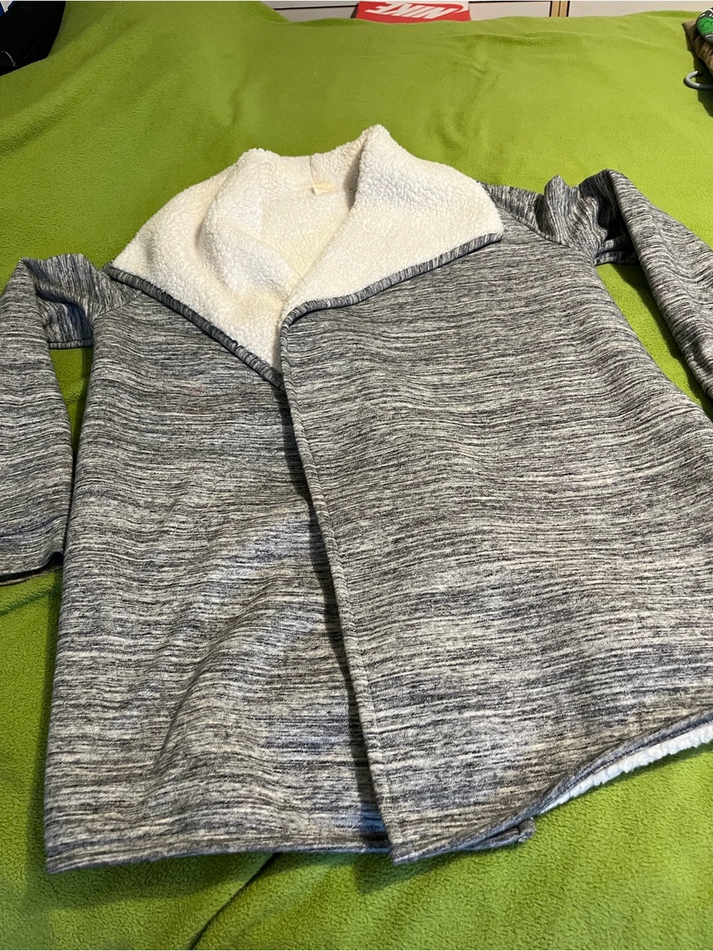 Women’s sweater small